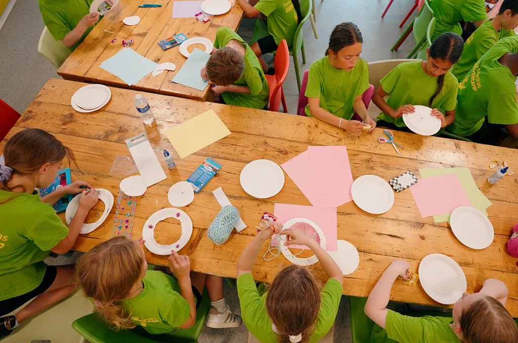 luciamarthas-summercamp-2025-knutselen